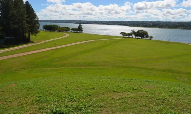 Emenda garante plantio e conservação de grama no Lago Sul