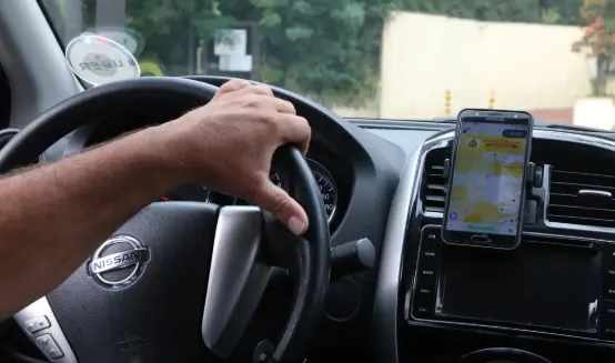 Apps de transporte deverão garantir acessibilidade para cadeirantes