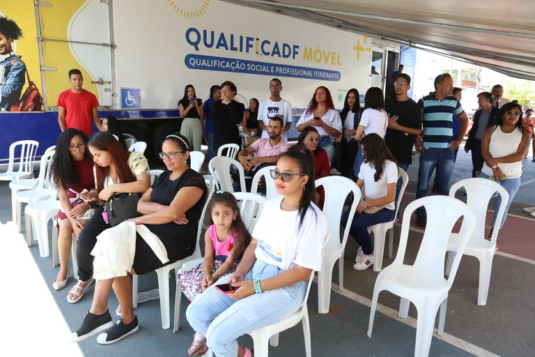 Inscrições abertas: mais de mil vagas para o programa QualificaDF Móvel