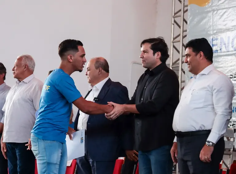 Aprovado projeto que promove contratação de profissionais qualificados pelo RenovaDF