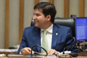 Derrubada de vetos fortalece leis voltadas à saúde da mulher e geração de empregos no DF
